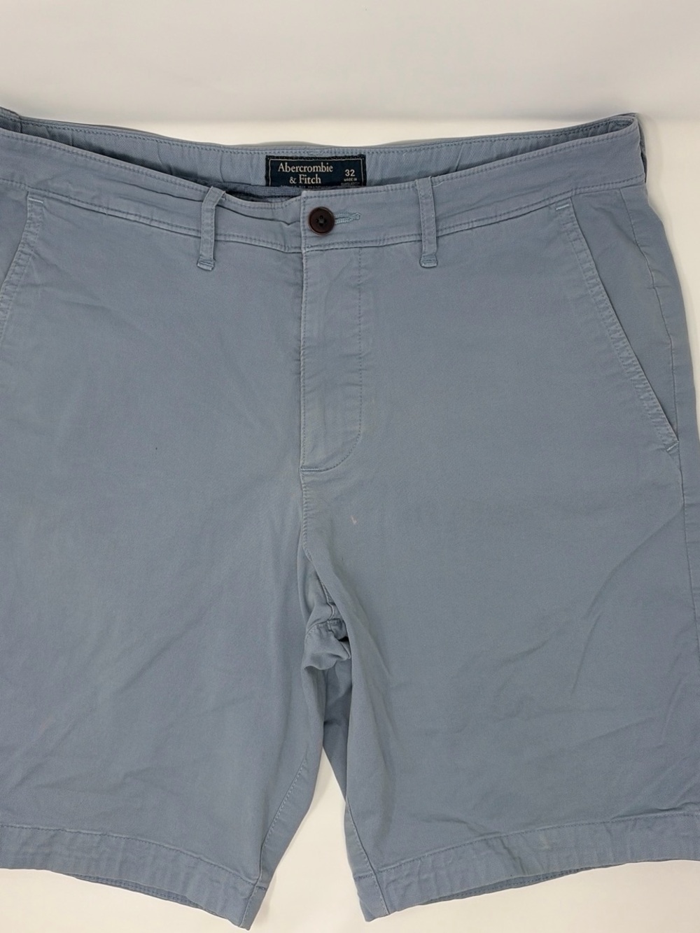 Abercrombie & Fitch Pale Blue Men's Casual Shorts Sz 32 gently pre owned